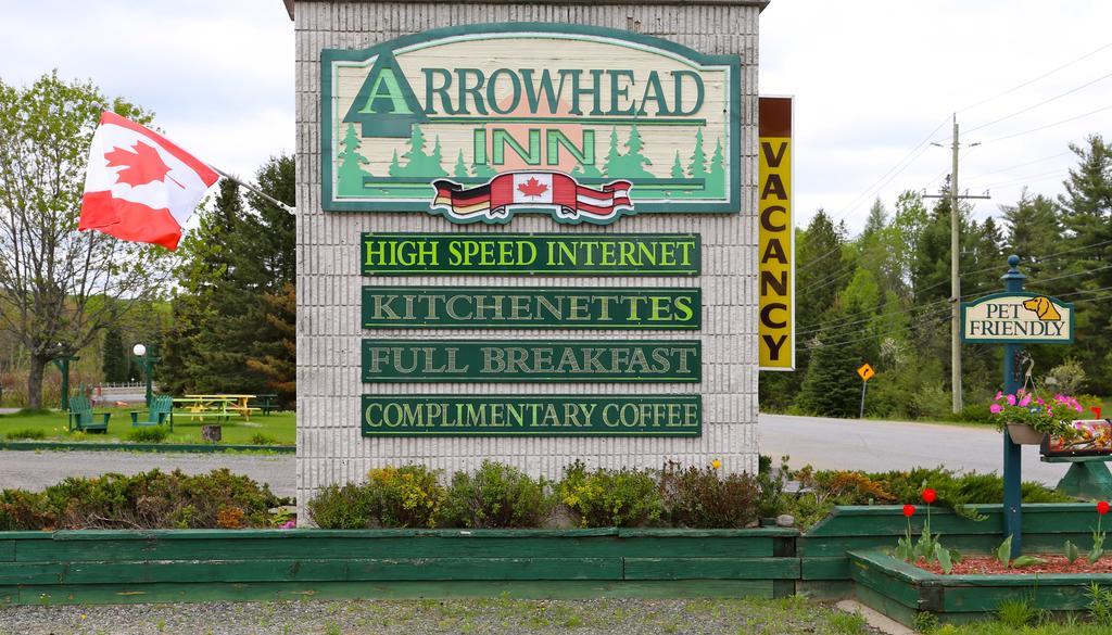 Arrowhead Innハンツビル エクステリア 写真