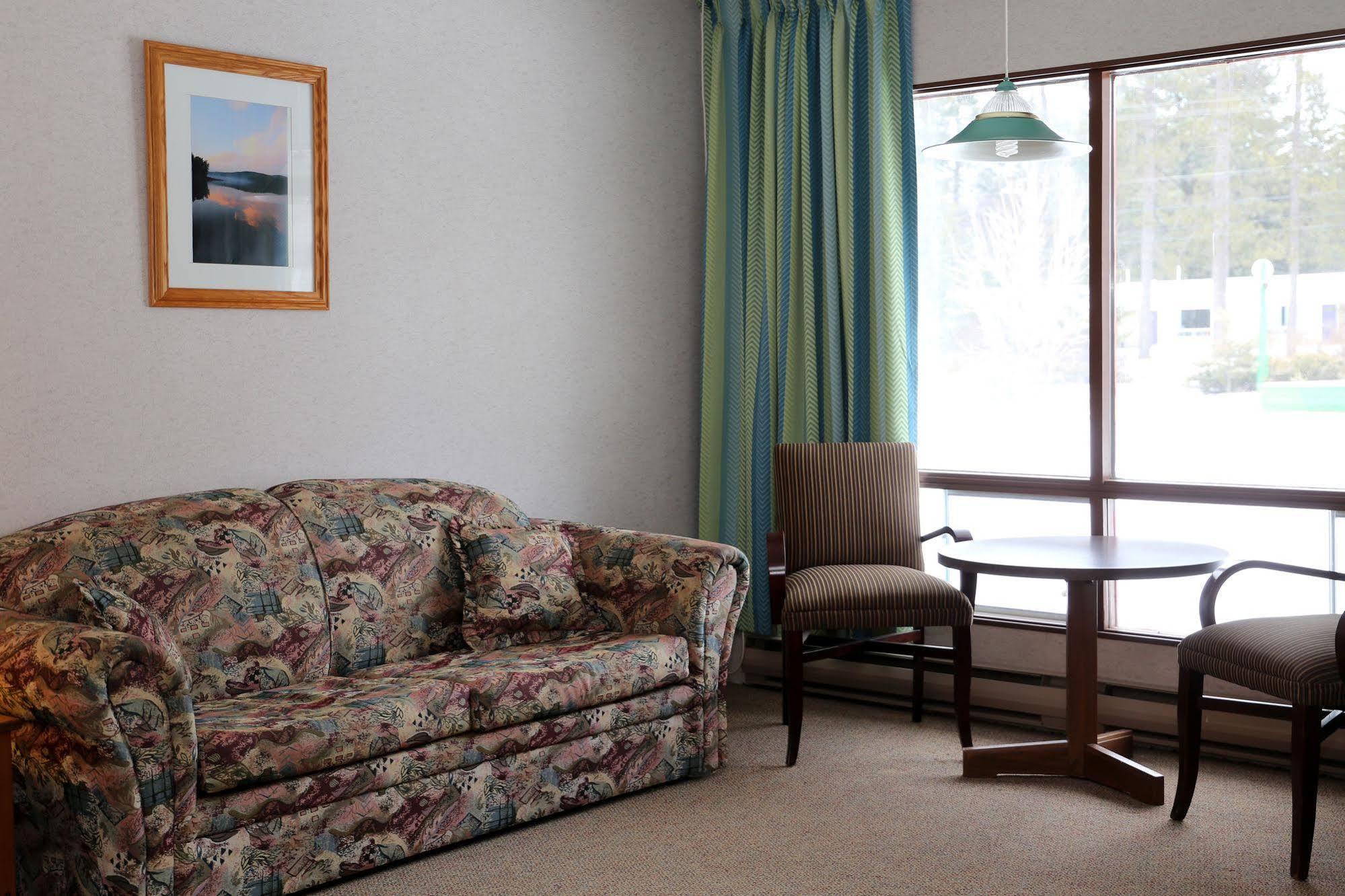 Arrowhead Innハンツビル エクステリア 写真