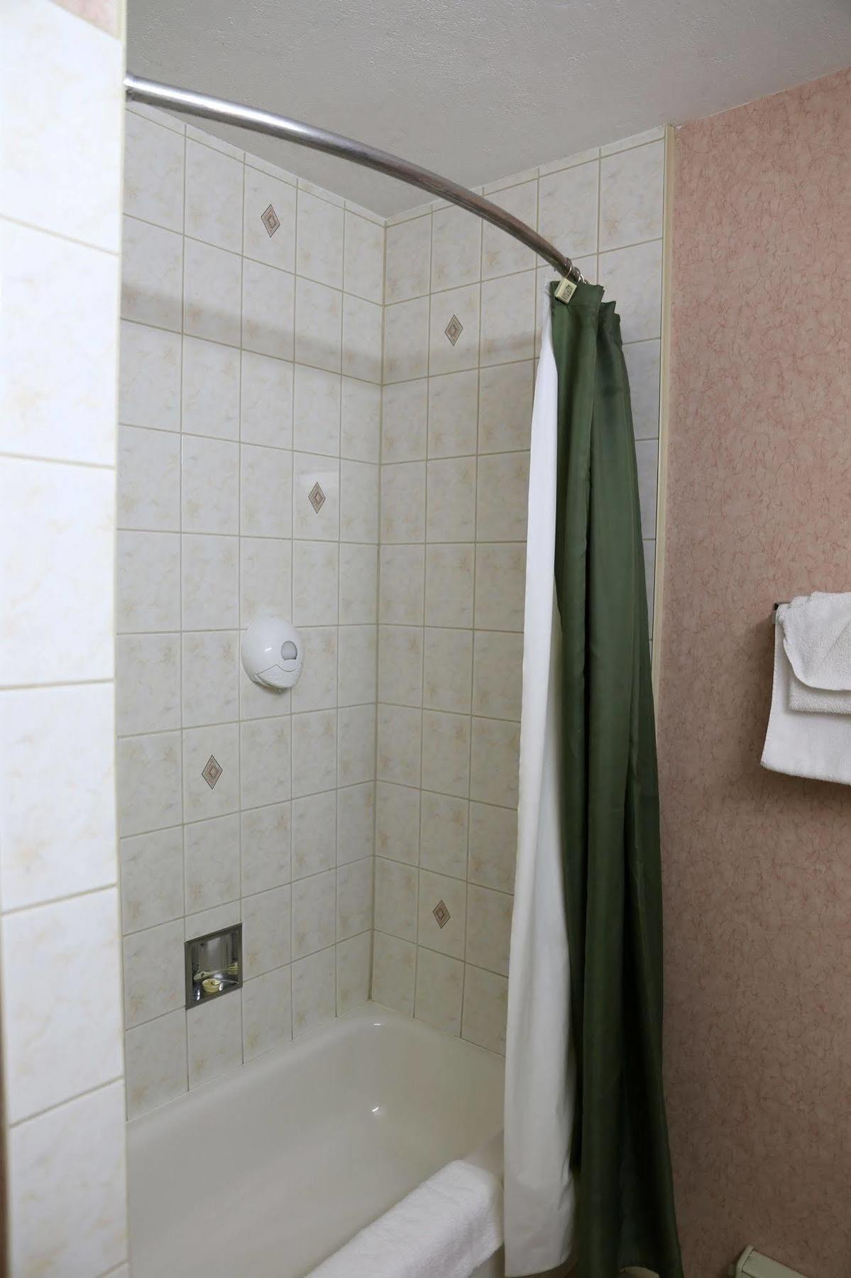 Arrowhead Innハンツビル エクステリア 写真